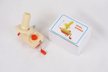 Load image into Gallery viewer, Yarn Winder