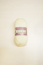 Load image into Gallery viewer, Aran Knit 10 Ply
