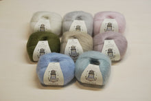 Load image into Gallery viewer, Chaska Puray Fine DK/ 8 Ply
