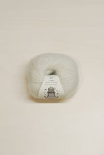 Load image into Gallery viewer, Chaska Puray Fine DK/ 8 Ply
