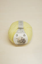Load image into Gallery viewer, Merino Pure 8 Ply DK
