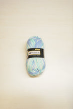 Load image into Gallery viewer, Windsor Print 8 Ply
