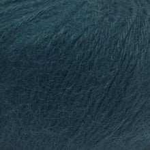 Load image into Gallery viewer, Chaska Alpaca Air Brushed 12 Ply
