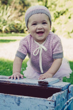 Load image into Gallery viewer, Hettie Sweater and Hat BC56 in 4 Ply
