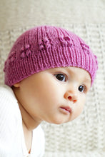 Load image into Gallery viewer, Remy Bobble Hat and Shoes BC78 in 4 Ply
