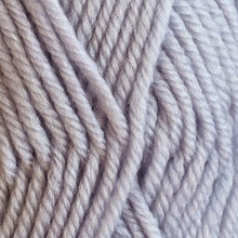 Load image into Gallery viewer, Crucci Merino 8ply DK

