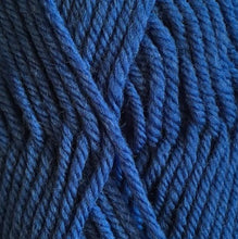 Load image into Gallery viewer, Crucci Merino 8ply DK
