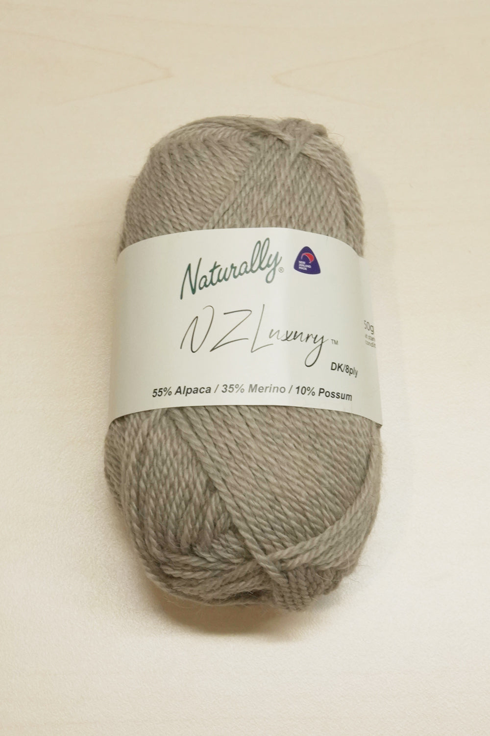 NZ Luxury 8 Ply DK