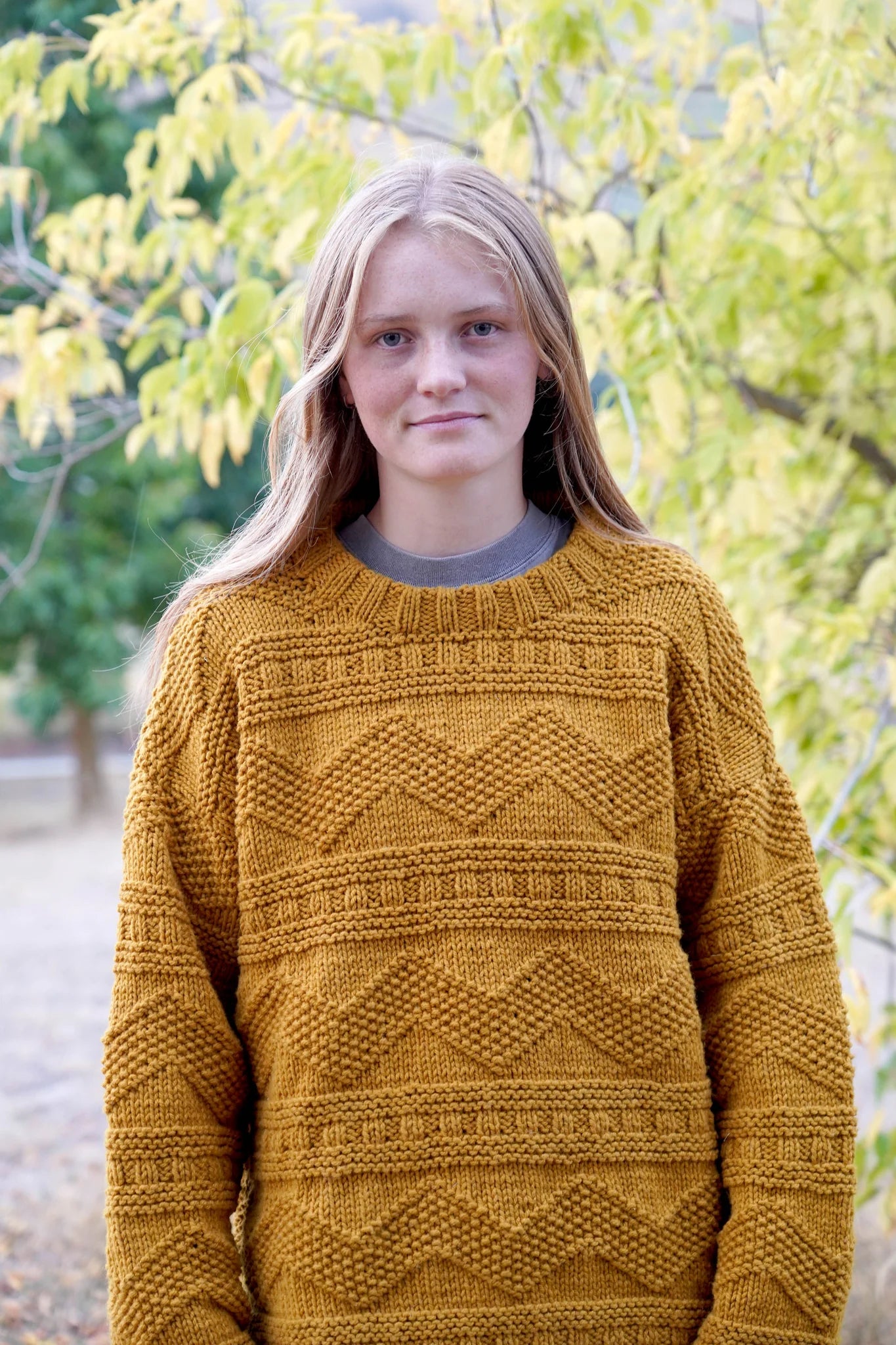 Anslie Sweater - Vintage C611 in 12 Ply