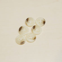 Load image into Gallery viewer, 4-Hole button cream mix

