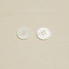 Natural shell buttons - 20mm