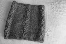 Load image into Gallery viewer, Mackenzie Cowl HC11 in 8 Ply
