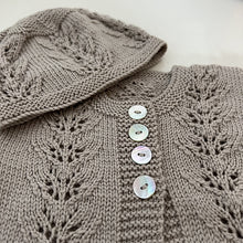 Load image into Gallery viewer, Abby Petite Cardigan &amp; Hat 4ply
