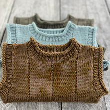 Load image into Gallery viewer, Billie Vest 8ply
