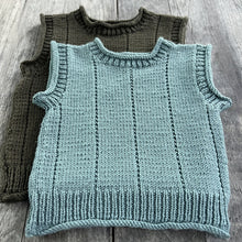 Load image into Gallery viewer, Billie Vest 8ply
