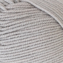 Load image into Gallery viewer, Broadway NZ merino DK 8 Ply
