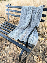 Load image into Gallery viewer, Cinda Blocks Blanket BC122 in 8 Ply
