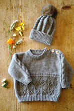 Load image into Gallery viewer, Lottie Sweater and Hat BC123 in 8 Ply
