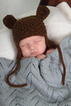 Load image into Gallery viewer, Little Bear Hat BC23 in 8 Ply
