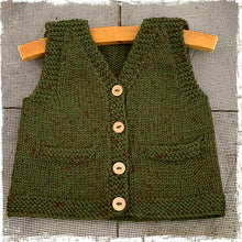 Load image into Gallery viewer, Ava &amp; Archie Vintage Vest &amp; Hat
