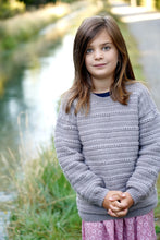 Load image into Gallery viewer, Masie Sweater LF58 in 5 Ply
