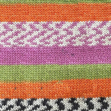 Load image into Gallery viewer, Crucci 4ply Sock Yarn
