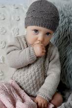 Load image into Gallery viewer, Everleigh Sweater and Hat BC100 in 4 Ply
