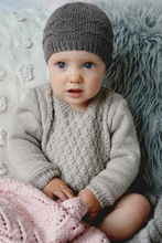 Load image into Gallery viewer, Everleigh Sweater and Hat BC100 in 4 Ply
