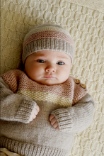 Load image into Gallery viewer, Aspen Sweater and Hat BC112 in 8 Ply
