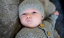 Load image into Gallery viewer, Austin Cardi &amp; Beanie BC64 in 8 Ply
