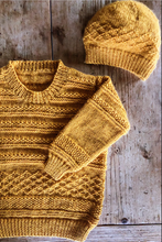 Load image into Gallery viewer, Goldie Sweater and Hat LF40 in 8 Ply
